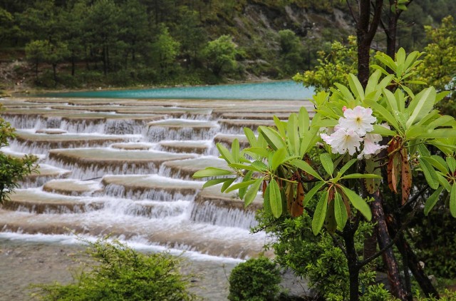 中(zhong)國(guo)20箇(ge)美豔絕倫的(de)景觀，你去過(guo)10箇(ge)就算旅遊達人(ren)啦